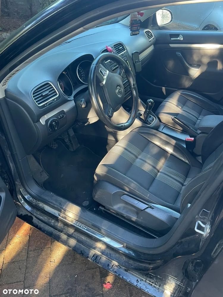 Volkswagen Golf - 3