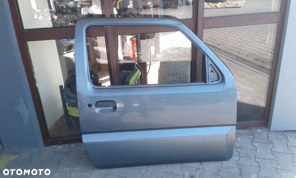 Suzuki Jimny prawe drzwi przednie - 1