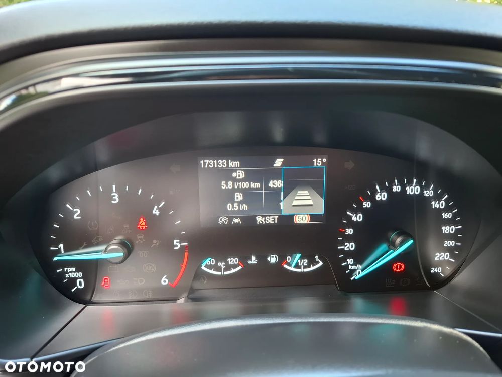 Ford Focus 2.0 EcoBlue STart-Stopp-System ST-LINE - 25