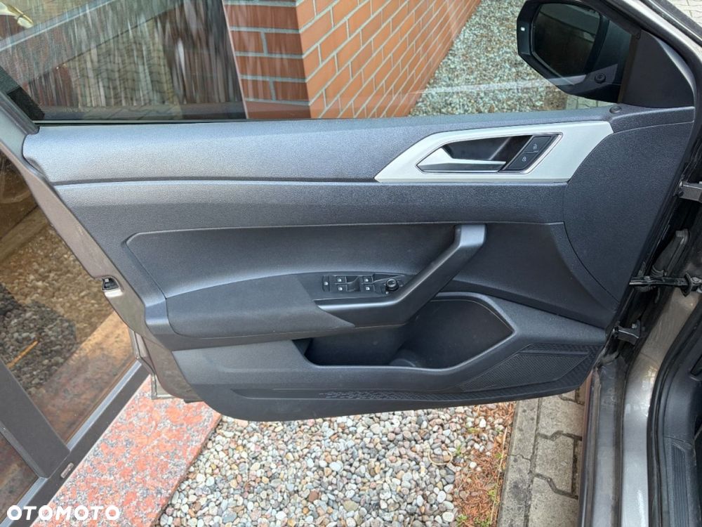 Volkswagen Polo 1.0 TSI DSG Highline - 28