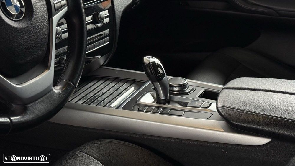 BMW X5 25 d sDrive Comfort 7L - 27