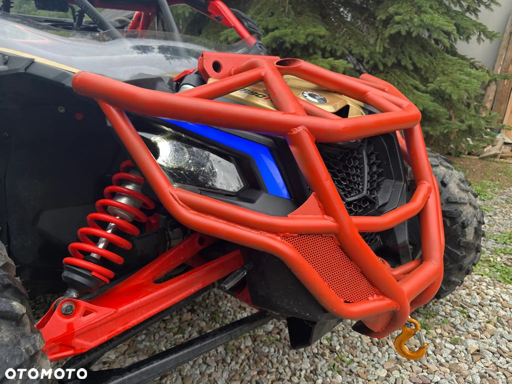 Can-Am Maverick - 11