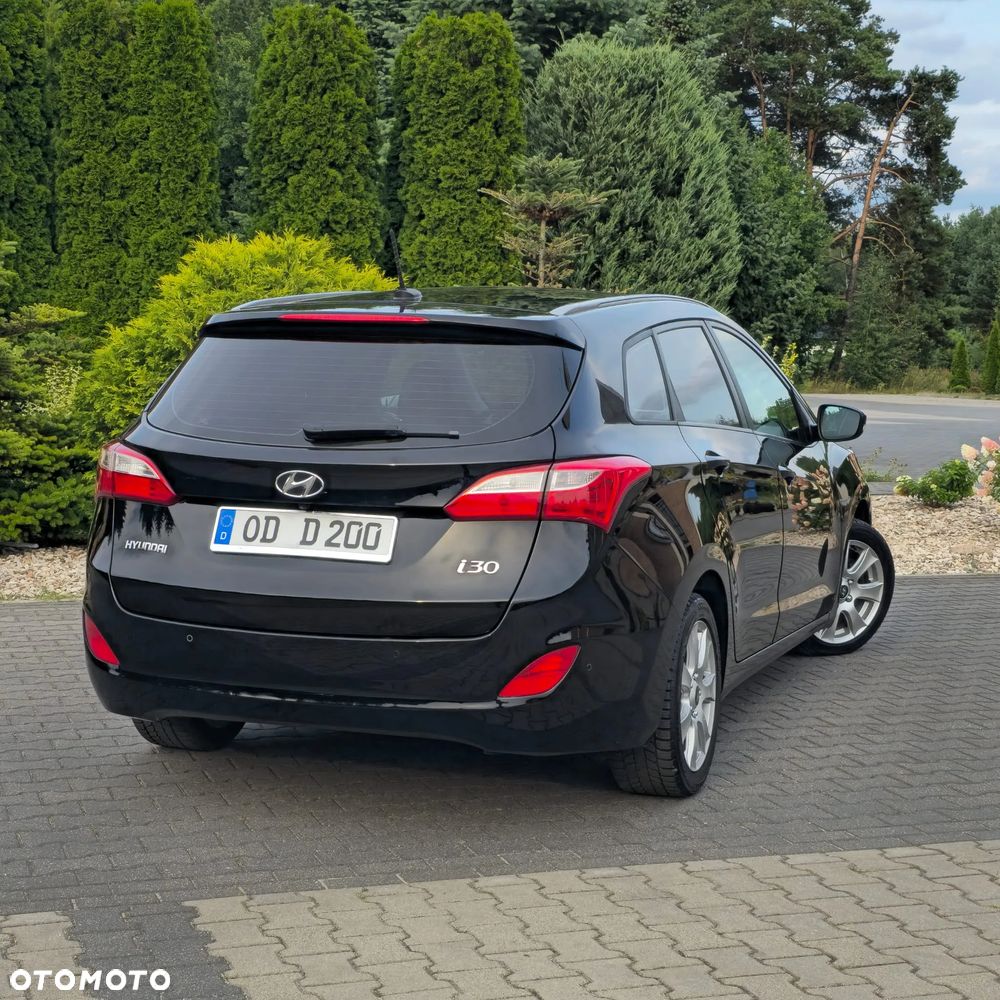 Hyundai i30 1.6 Automatik Style - 10