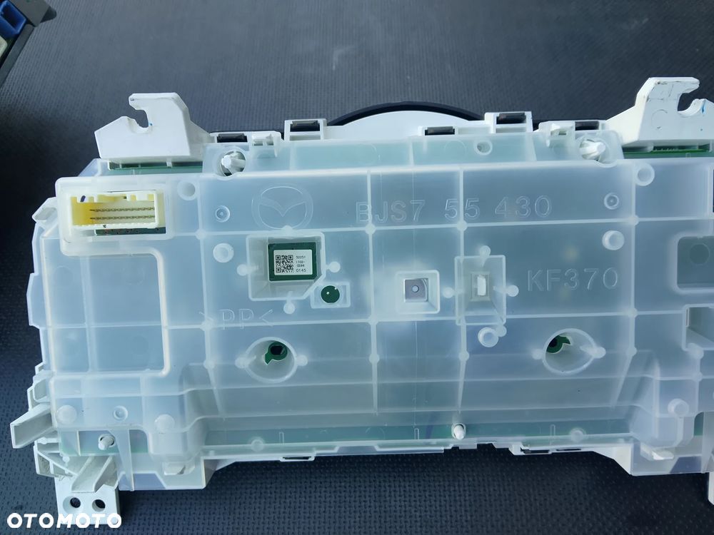 Licznik mazda 3 BJS755430 - 2