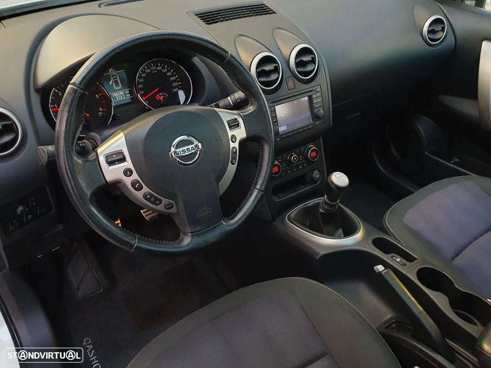 Nissan Qashqai 1.6 dCi Tekna Premium - 3