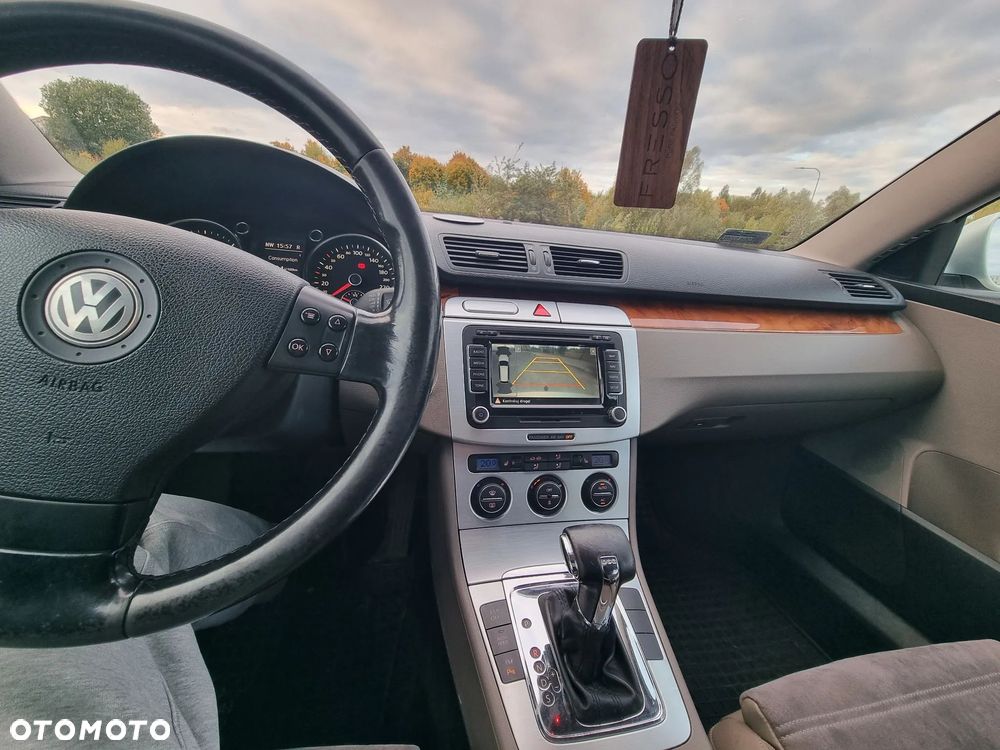 Volkswagen Passat Variant - 17