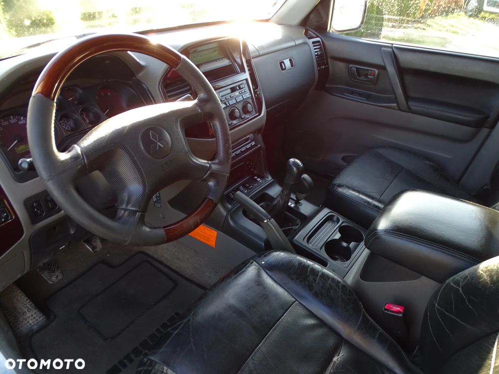 Mitsubishi Pajero 3.2 DID 7os - 3