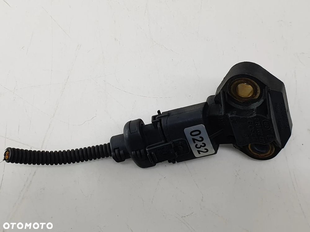 IVECO EUROCARGO  CZUJNIK DOŁADOWANIA CISNIENIA TURBINY  0281002420 - 3