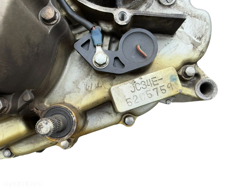 Silnik Honda CBR 125   JC34E   14Dni GW   04-07r - 5