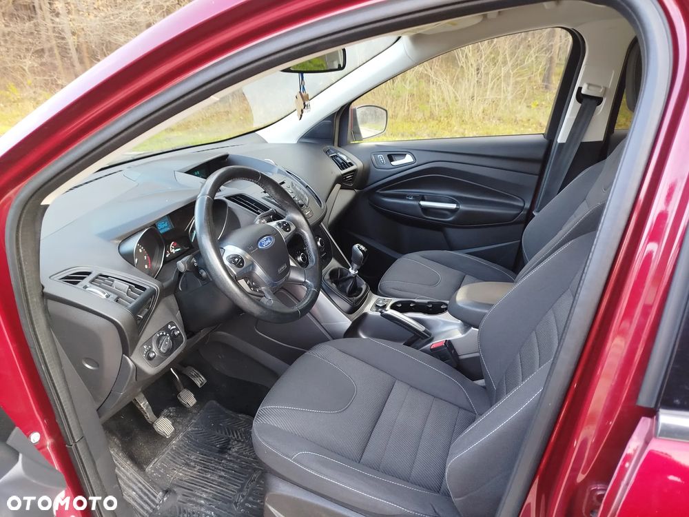 Ford Kuga 1.5 EcoBoost 2x4 Trend - 10