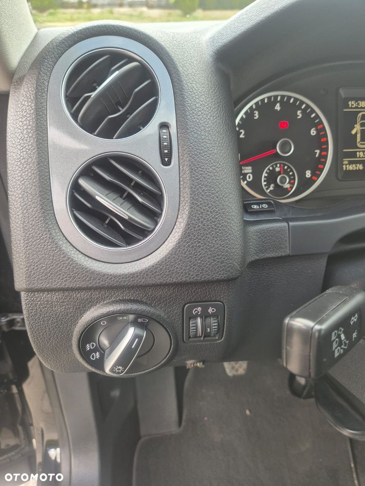 Volkswagen Tiguan - 14