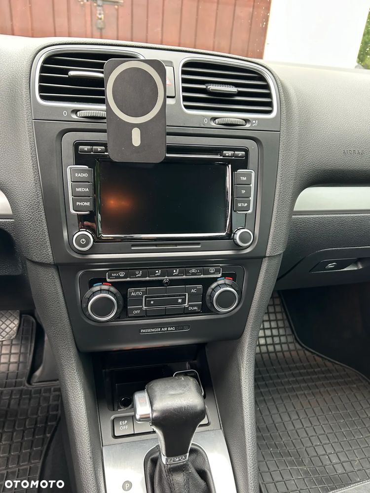 Volkswagen Golf VI 2.0 TDI Highline DSG - 9