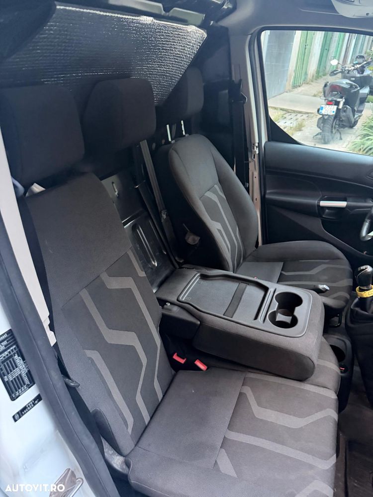 Ford Transit Connect - 10