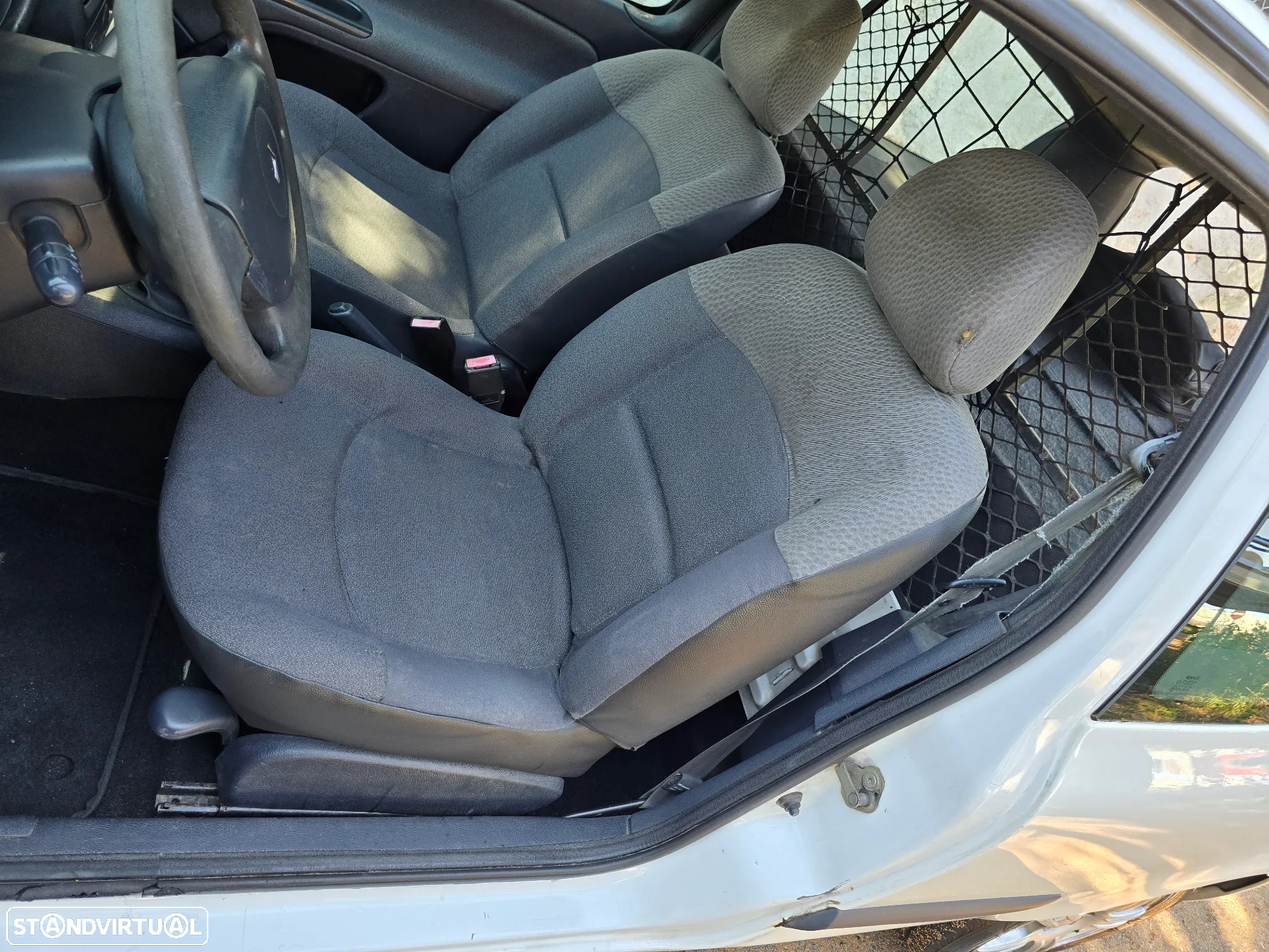 Renault Clio DCI Van - 24