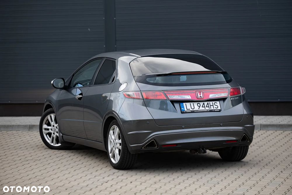 Honda Civic 1.8 Executive - 5