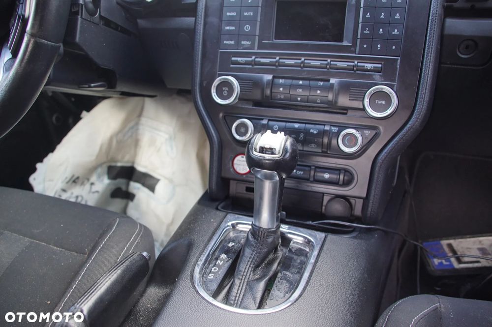 Pojazd na części Ford Mustang 2016 3.7 V6 305 KM ENRM0 silnik skrzynia dyferencjał most drzwi moduł sterownik deska - 24