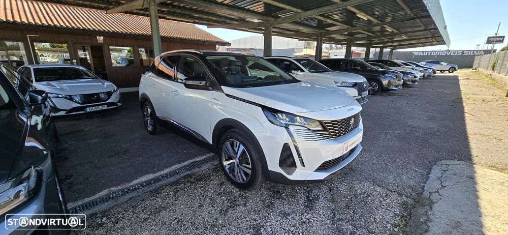 Peugeot 3008 1.6 Hybrid Allure e-EAT8 - 4