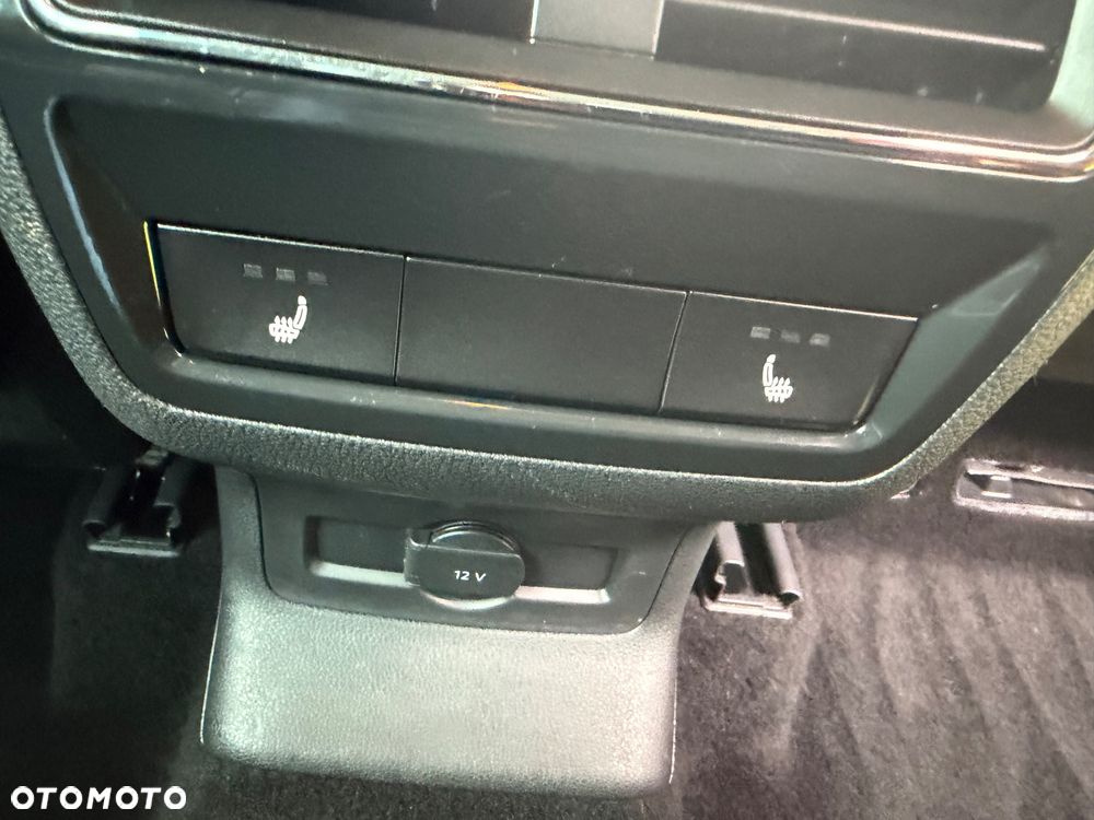 Skoda Karoq 1.5 TSI DSG Style - 24