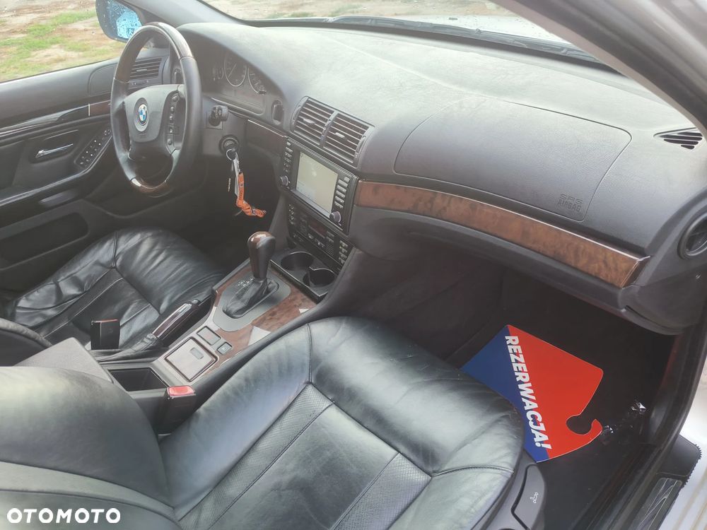 BMW Seria 5 - 10