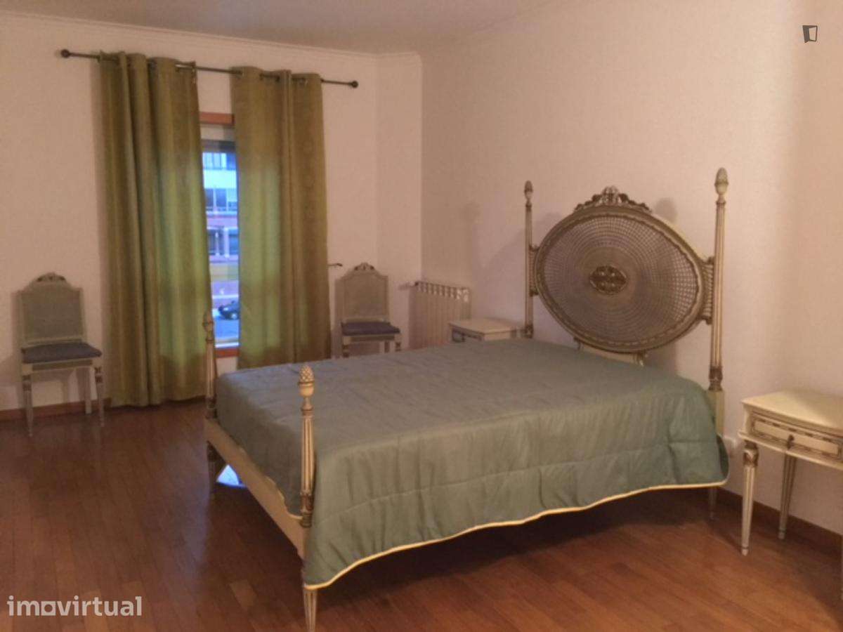 Apartamento com 3 quartos - localizado em Algés Lisbon - Grande imagem: 4/19