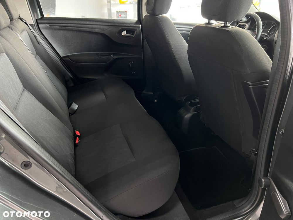 Citroën C-Elysée - 23