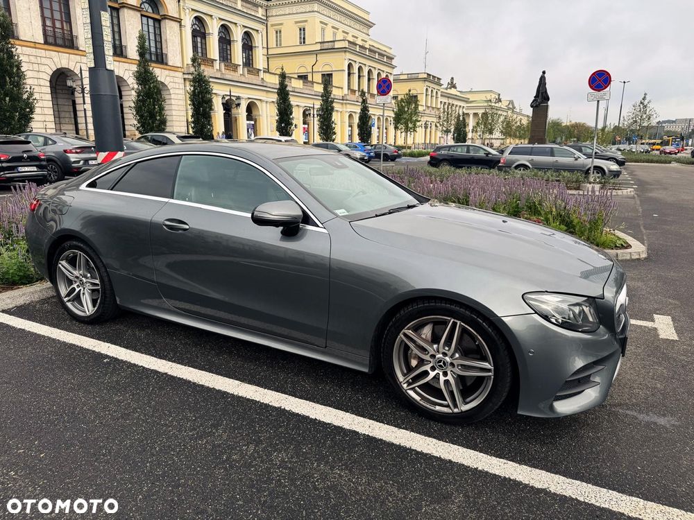 Mercedes-Benz Klasa E 300 Coupe 9G-TRONIC - 13