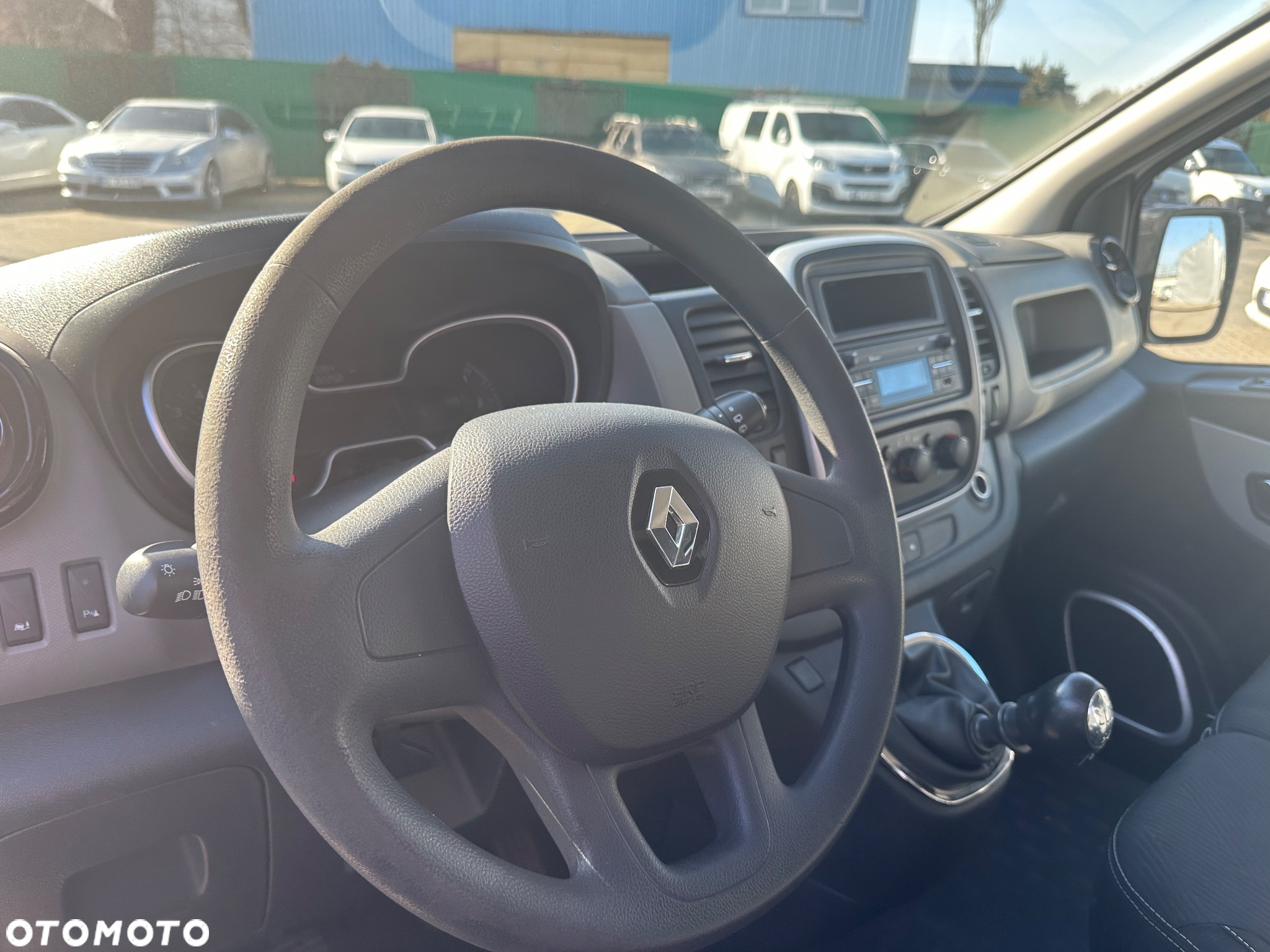 Renault TRAFIC - 10