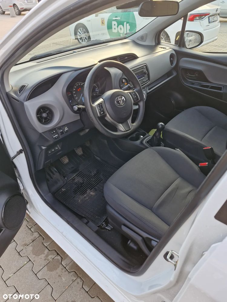 Toyota Yaris 1.0 Active - 9