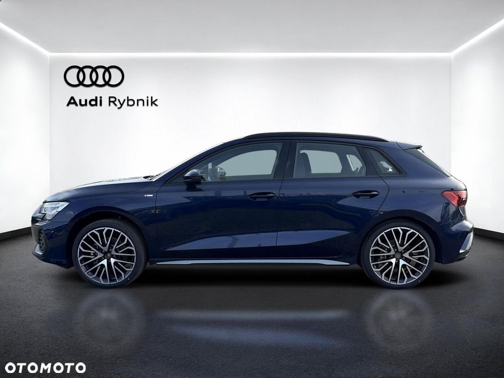 Audi A3 Sportback - 2