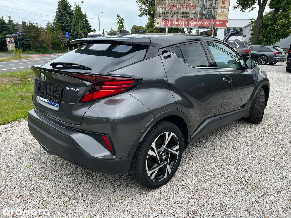 Toyota C-HR ver-1-8-hybrid-executive - 13
