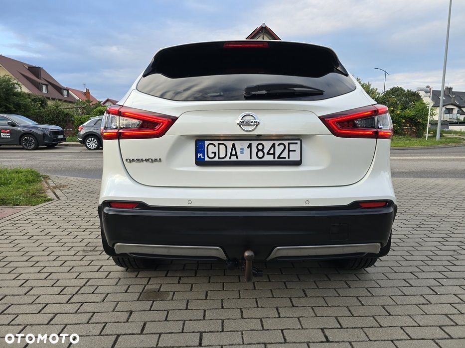 Nissan Qashqai 1.3 DIG-T Tekna - 4