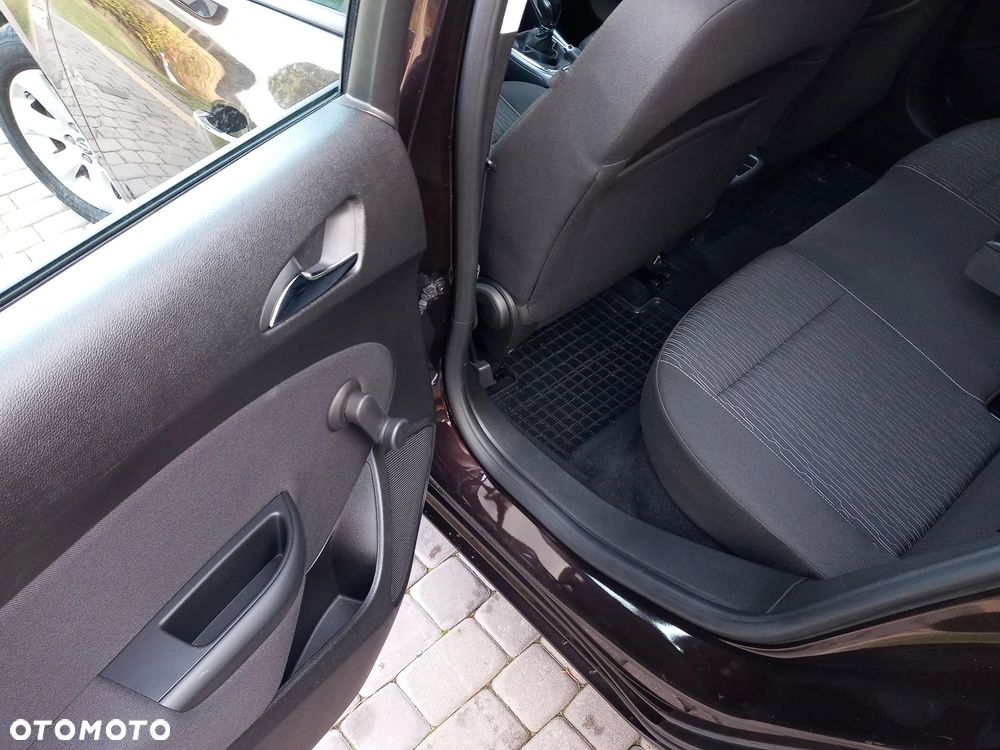 Opel Astra 2014