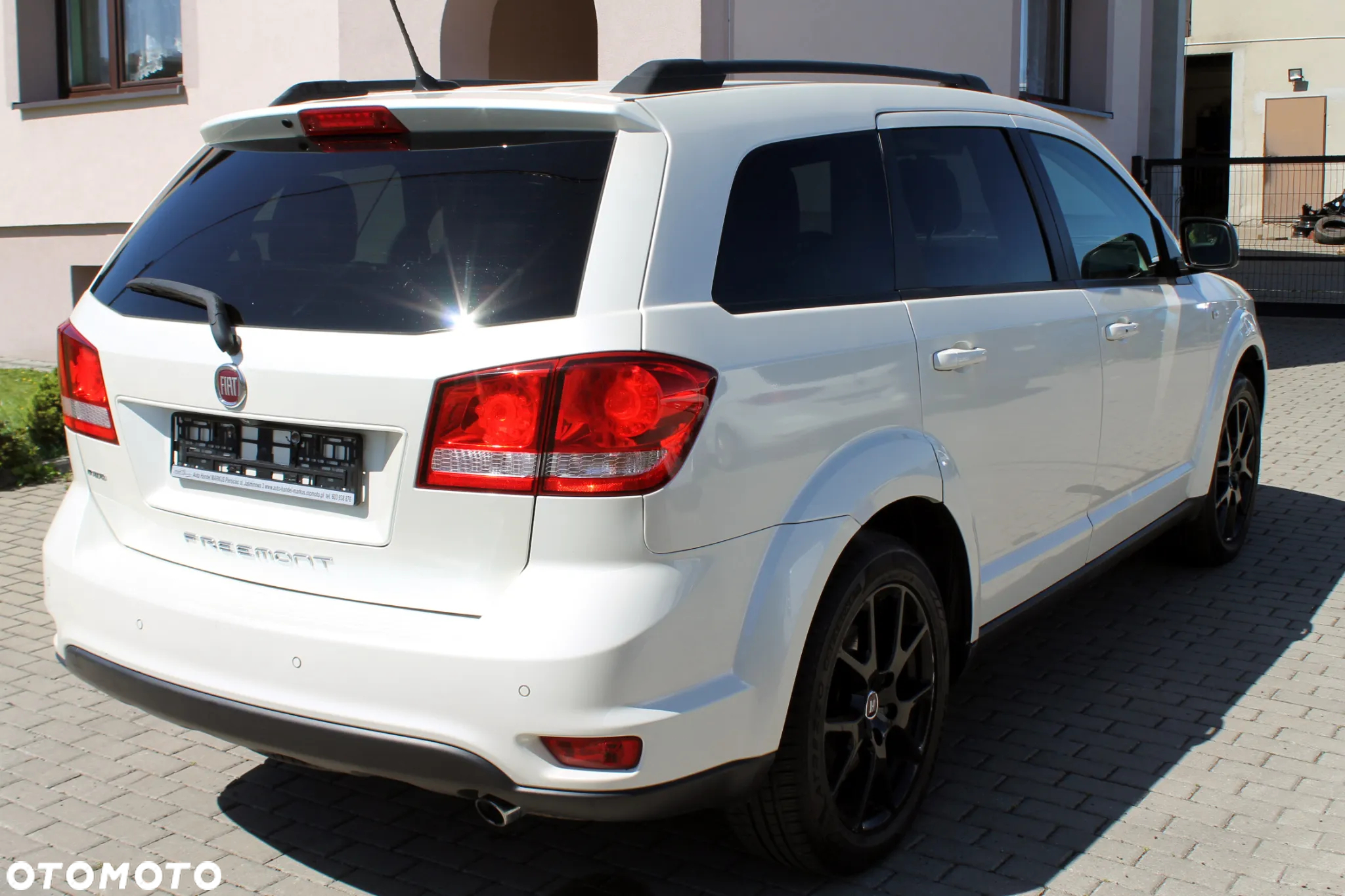 Fiat Freemont 2.0 Multijet Lounge AWD - 4