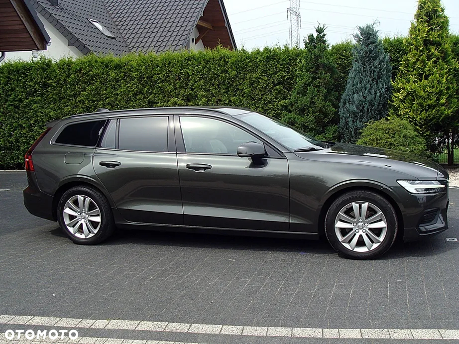 Volvo V60 D3 Momentum Pro - 3