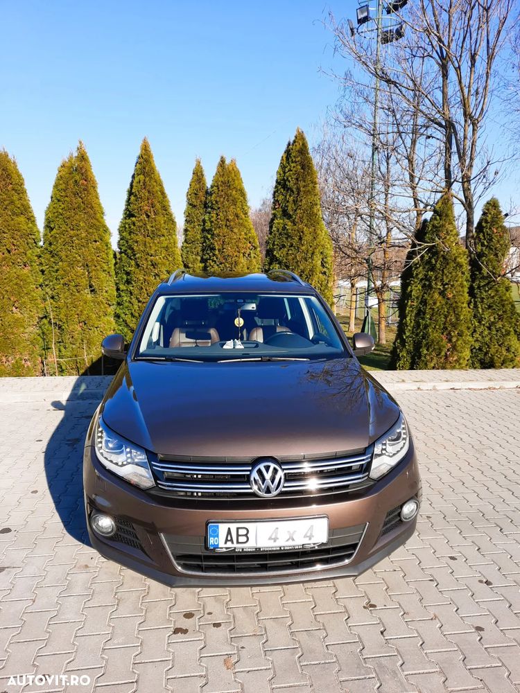 Volkswagen Tiguan 2.0 TDI DPF 4Motion BlueMotion Technology Exclusive - 10