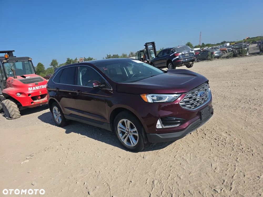 Ford Edge - 2