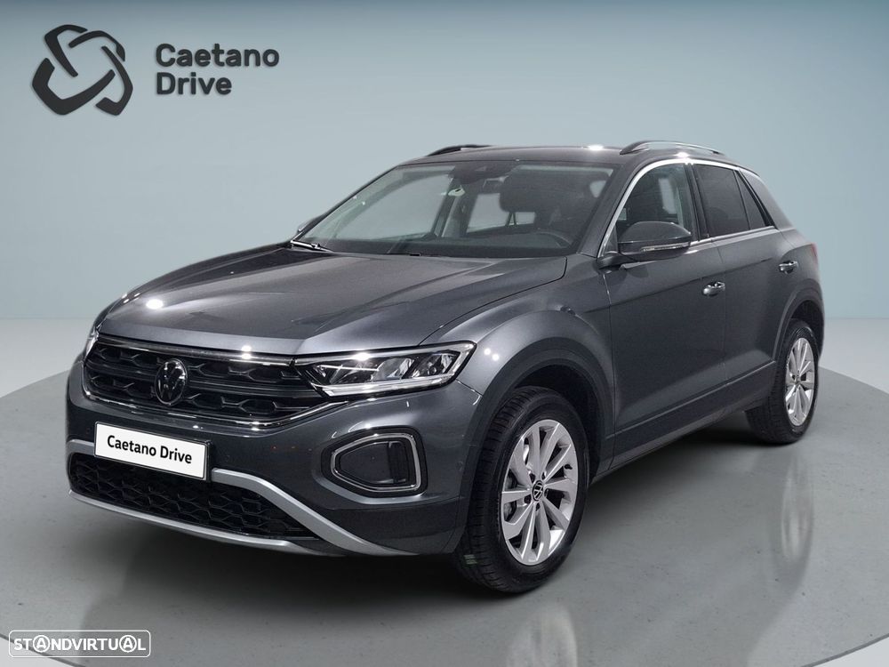 VW T-Roc 1.5 TSI Urban DSG - 1