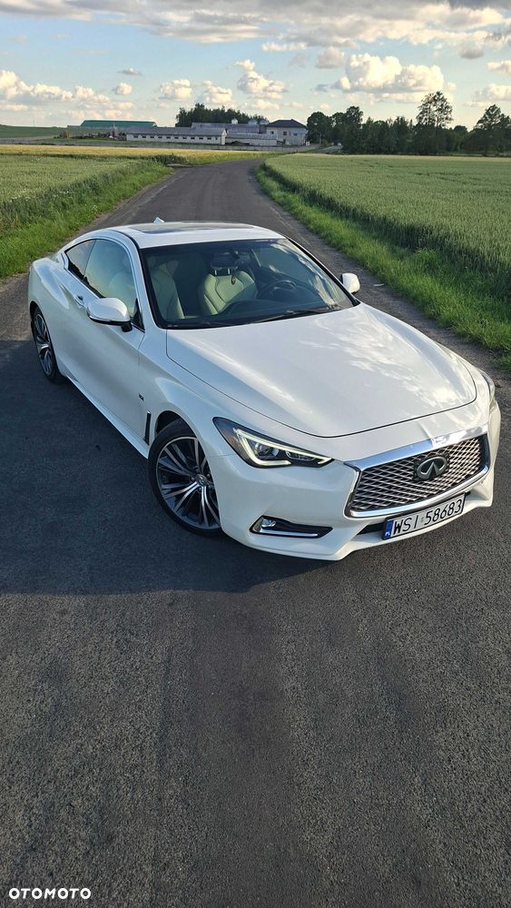 Infiniti Q60 2017 photo 2
