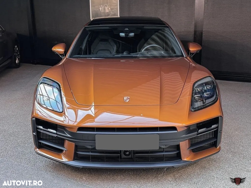Porsche Panamera 4 E-Hybrid - 3