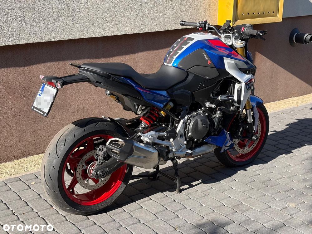 BMW F - 5