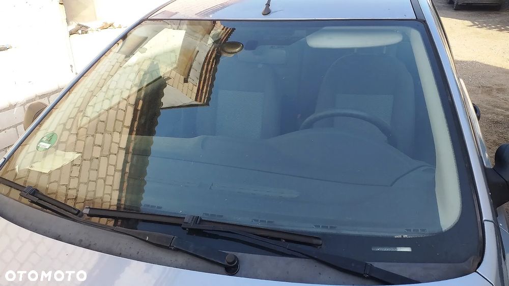 Szyba czołowa podgrzewana drzwi karoseryjna Ford Focus MK2 3-drzwi HB - 1