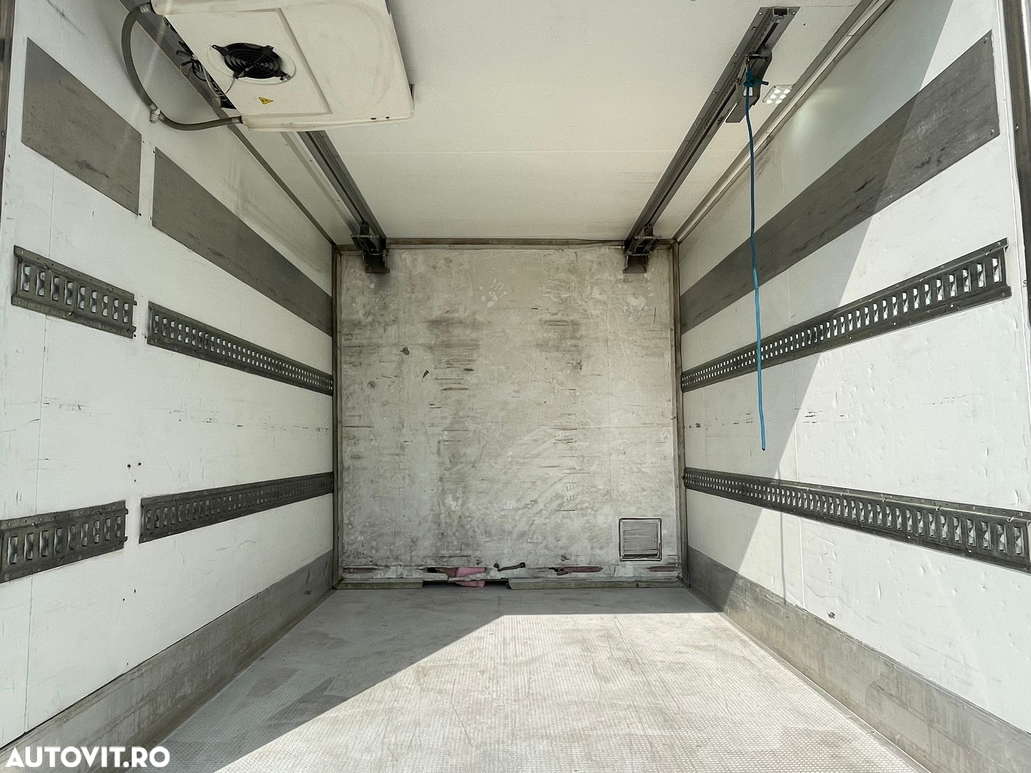 Iveco Daily 35C16 FRIGORIFIC 2 COMP LIFT SPATE - 18