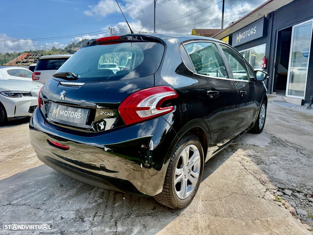 Peugeot 208 1.2 PureTech Style - 27
