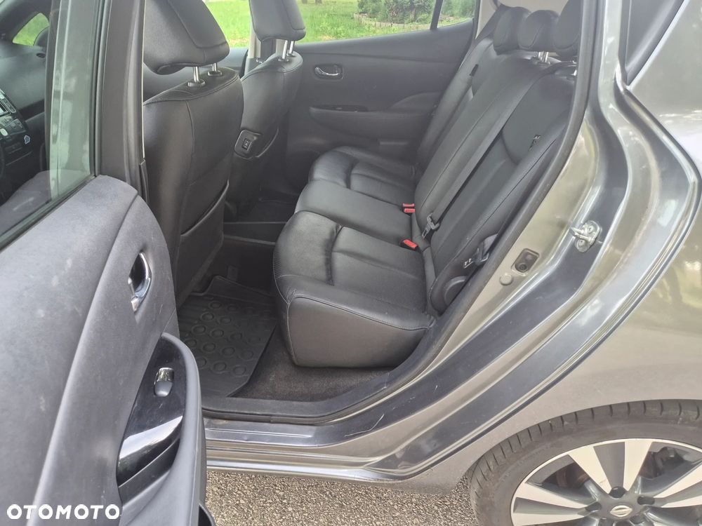 Nissan Leaf 30kWh Tekna - 22