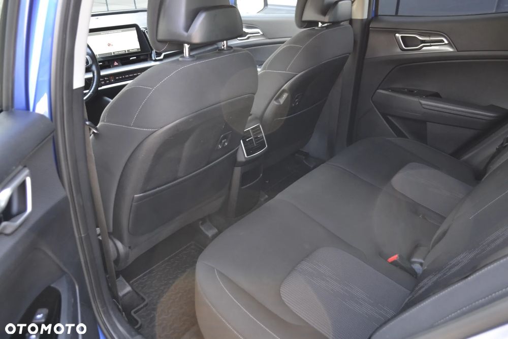Kia Sportage 1.6 T-GDI HEV Business Line 4WD - 19