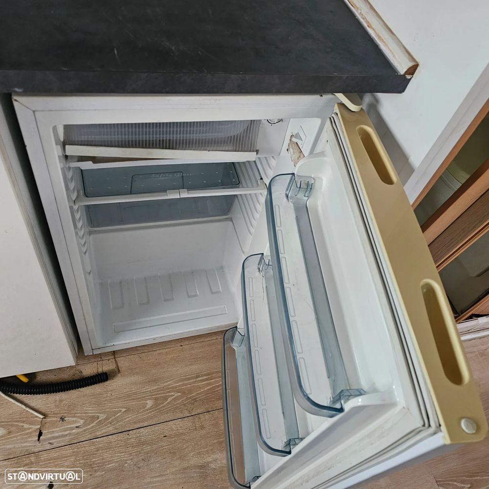 Renault Master Autocaravana - 16