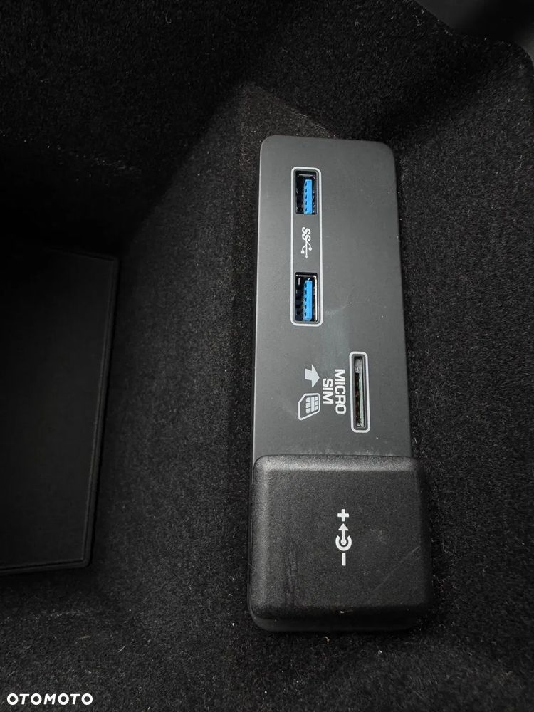 Land Rover Discovery Sport - 34