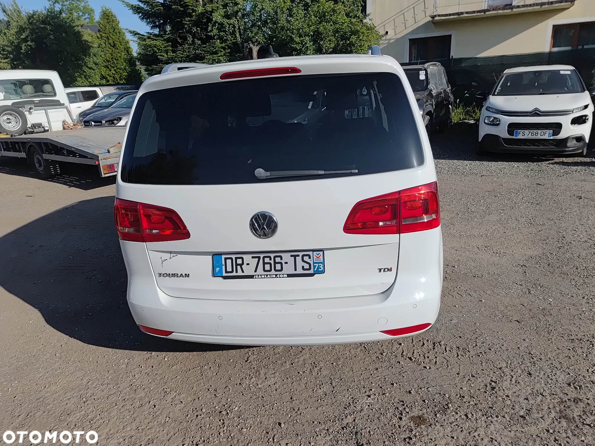 Volkswagen Touran 1.6 TDI DPF Comfortline - 4