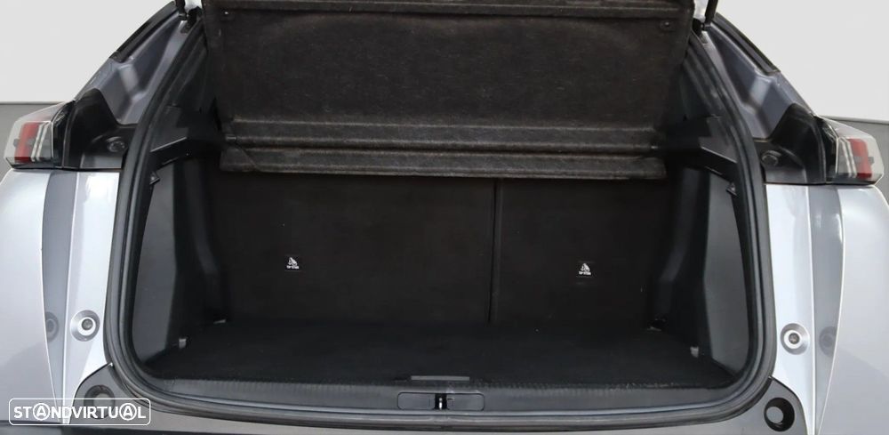 Peugeot 2008 1.2 PureTech Allure — fotografia 15