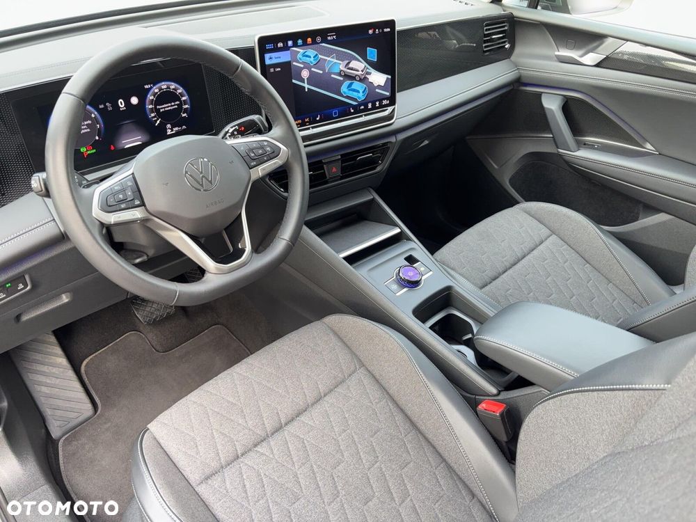 Volkswagen Tiguan - 16